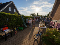 Straßenflohmarkt im Siemser Mühlenweg und Am Rande