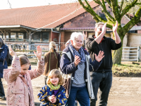 Musikalische Wald-Erlebnisse für Großeltern und Enkel