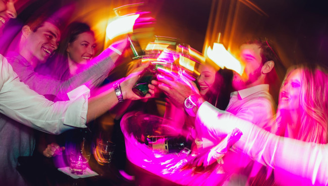 Zwischen Clubnacht und Spielhalle: Wie sich urbane Freizeitkultur verändert