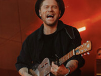 Johannes Oerding mit der NDR Big Band